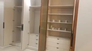 الفرق بين الكبت الجاهز والكبت المصنوع حسب الطلب في الكويت
